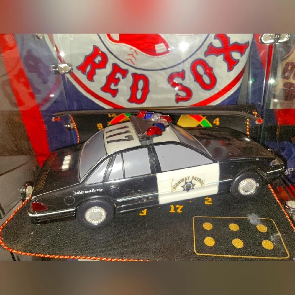Fun Rise Plastic Toy Police Car - Picture 1 of 8